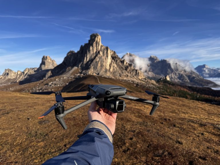 Jak začít s dronem od nuly a bez chyb: Průvodce pro nové majitele DJI dronů